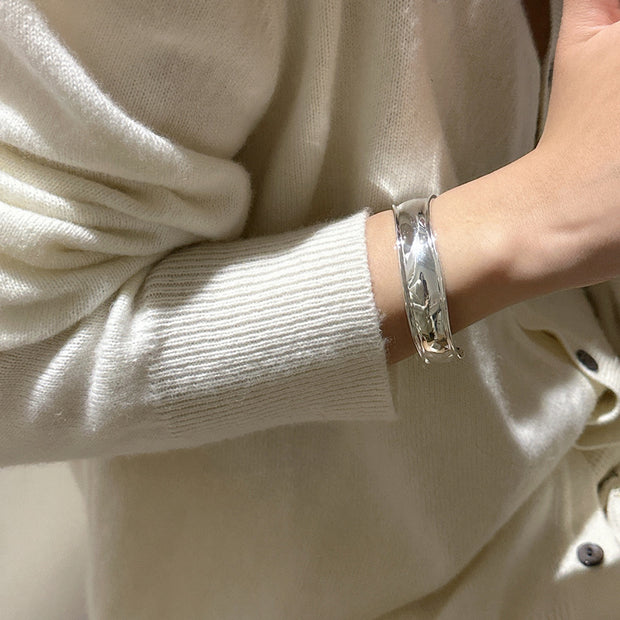 Heavy Industry Texture Large Glossy Curved Bracelet