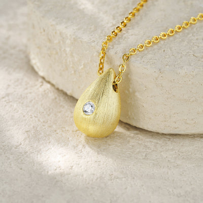 Dreamy Water Drop - A Trendy Diamond Jewelry Necklace Pendant Set With 1-carat Moissanite S925 Sterling Silver And Gold Plating