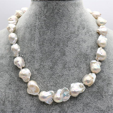 Nude Necklace Baroque Pearl Necklace Glare