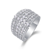 Many Diamonds Are Arranged Luxuriously Fashionable Moissanite Silver Rings