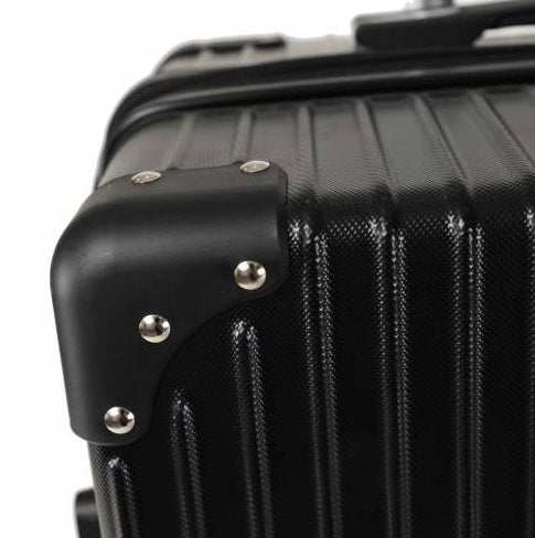 3-piece Hard Shell Luggage Set, Suitable For Both Long-distance And Short Distance Travel. Equipped With Four-wheel Rollers, Password Lock, And Hiking Bag