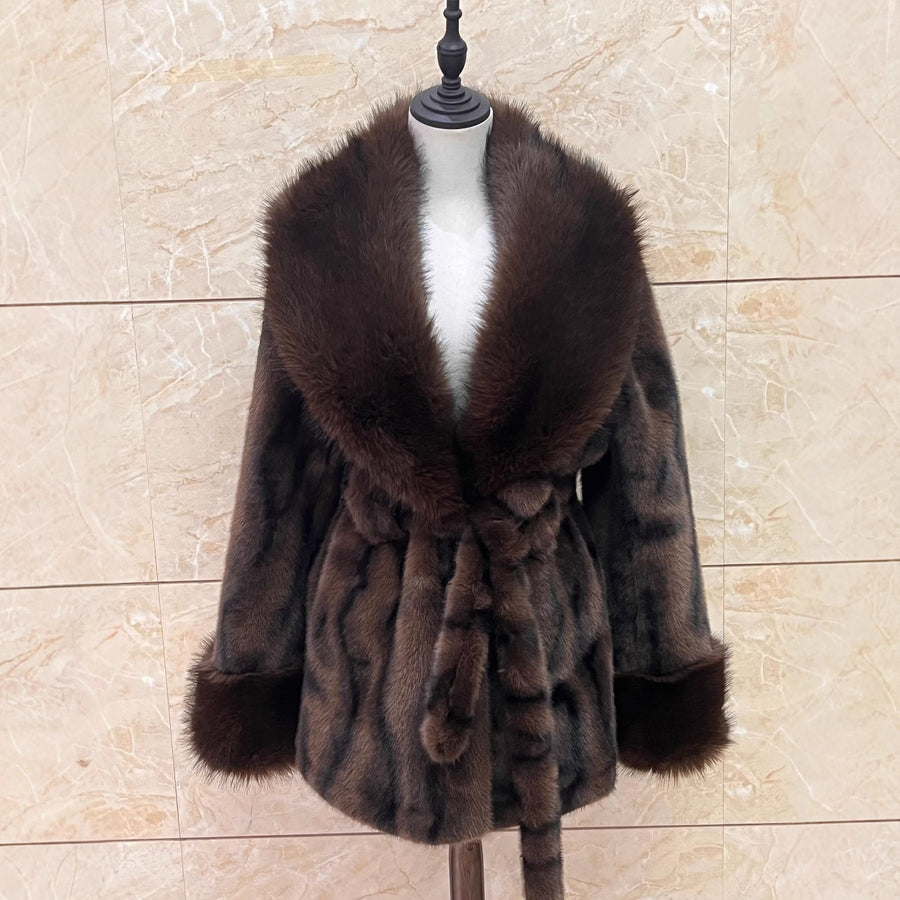 Slim Temperament Women's Fur Coat