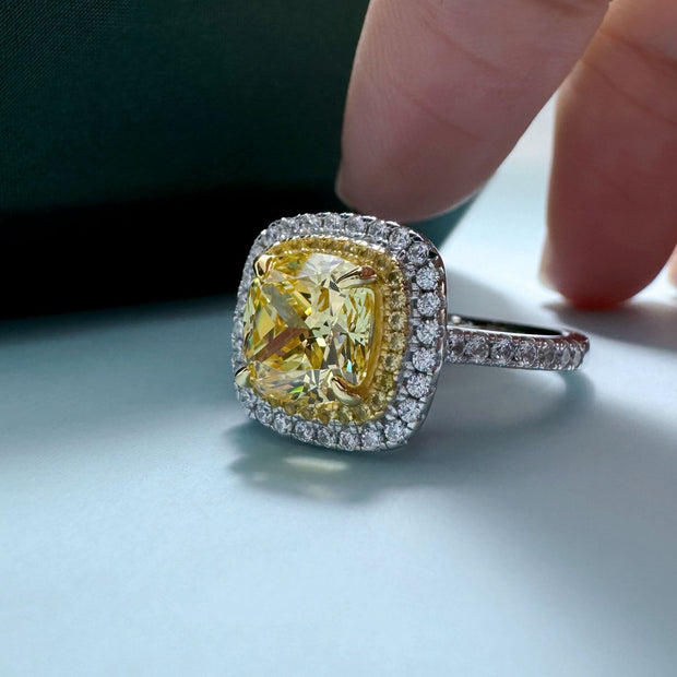 Yellow Diamond Ring Simple Artificial Diamond