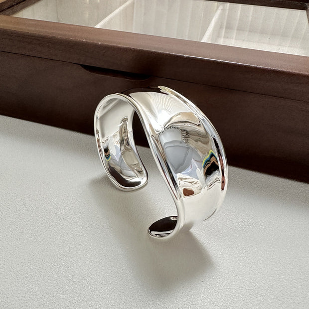 Heavy Industry Texture Large Glossy Curved Bracelet