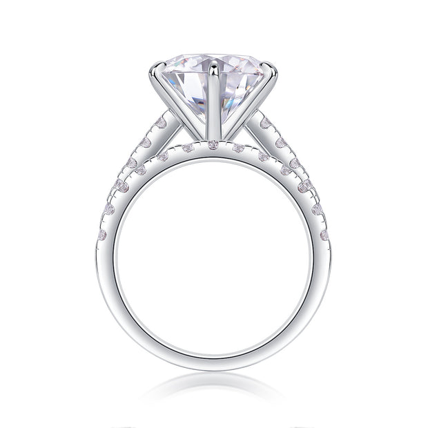 Arrange Large Diamond Rings Luxuriously And Fashionably Set With Moissanite Silver Rings