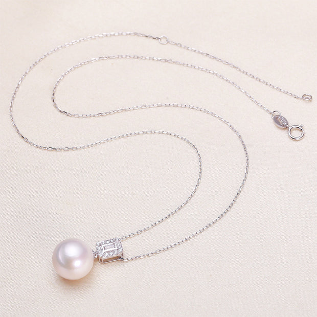 White Perfect Circle Freshwater Pearl Necklace